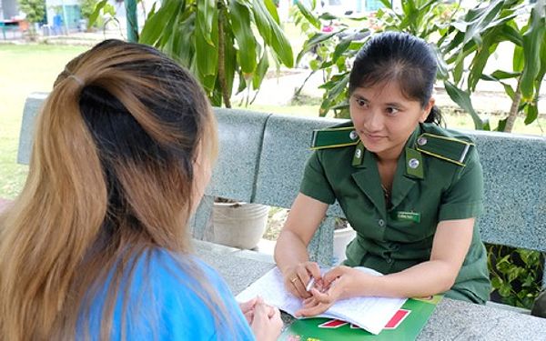 Dành cả tuổi xuân trong màu áo thanh niên xung phong